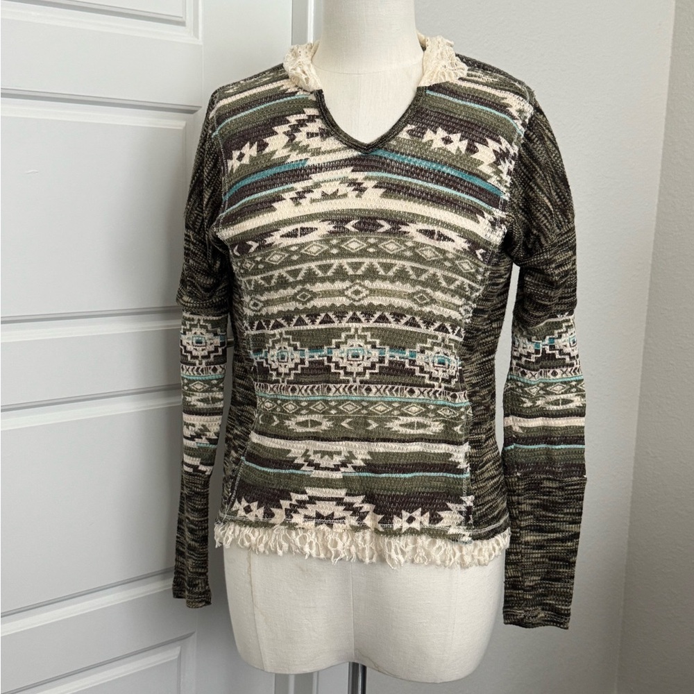 Almost Famous Brown and Cream V-Neck Sweater hoodie size L Aztec